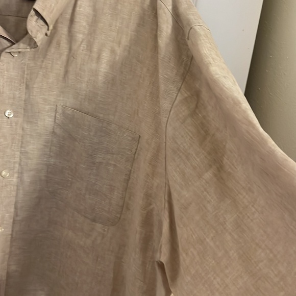 Jos. A. Bank Traveler’s Collection linen shirt - Picture 4 of 7